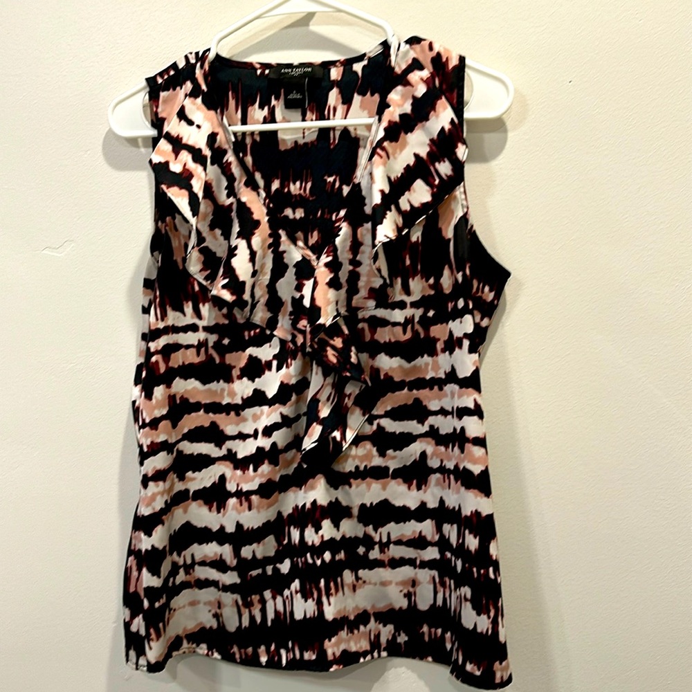 Ann Taylor. Dress tank. Size 6. Black, maroon, pink, white.